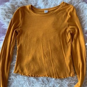 Long sleeve cropped tee